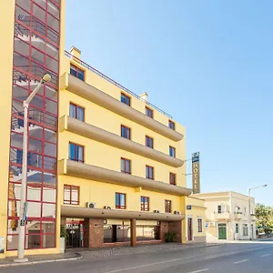 https://best-western-hotel-dom-bernardo.hotelaalgarve.com